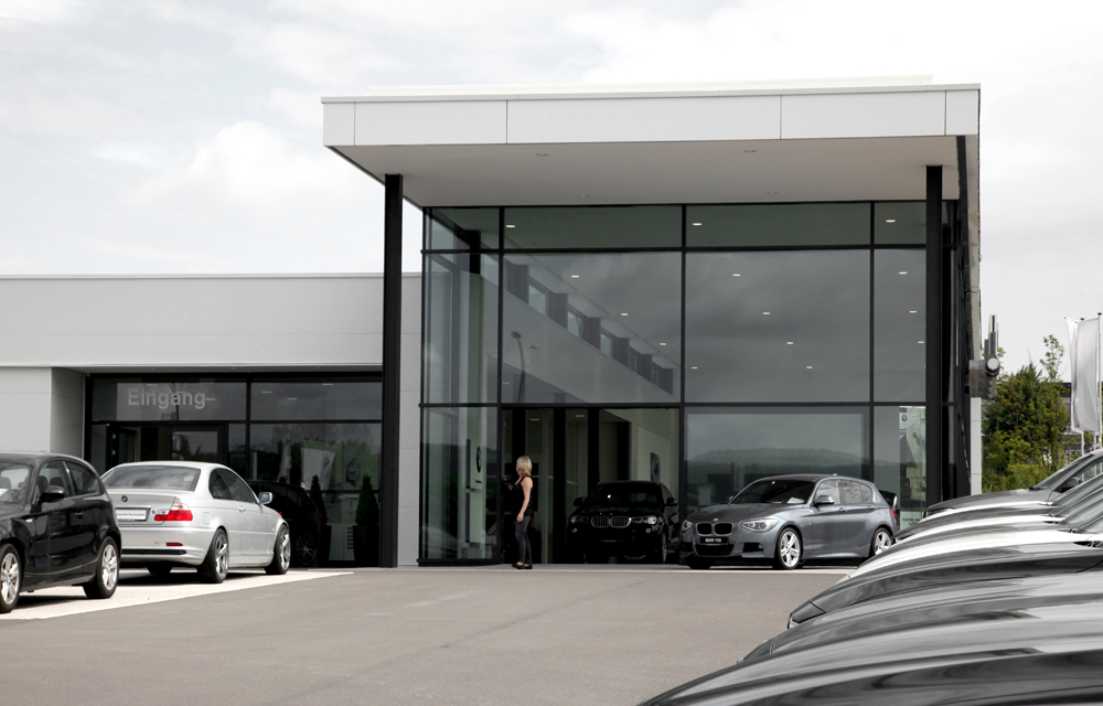 1000x640 BMW1