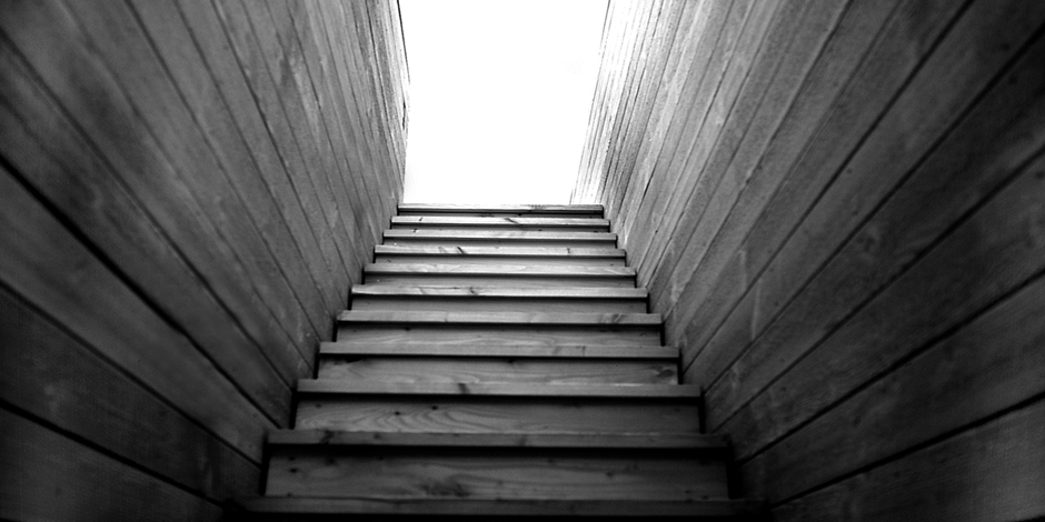 940x470 stairway.jpg